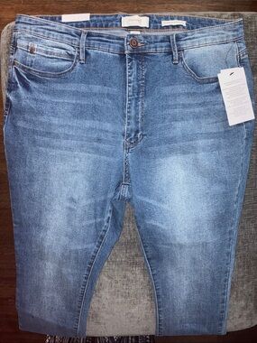 Skinnygirl Women's Slim Jeans in Light Blue Wash